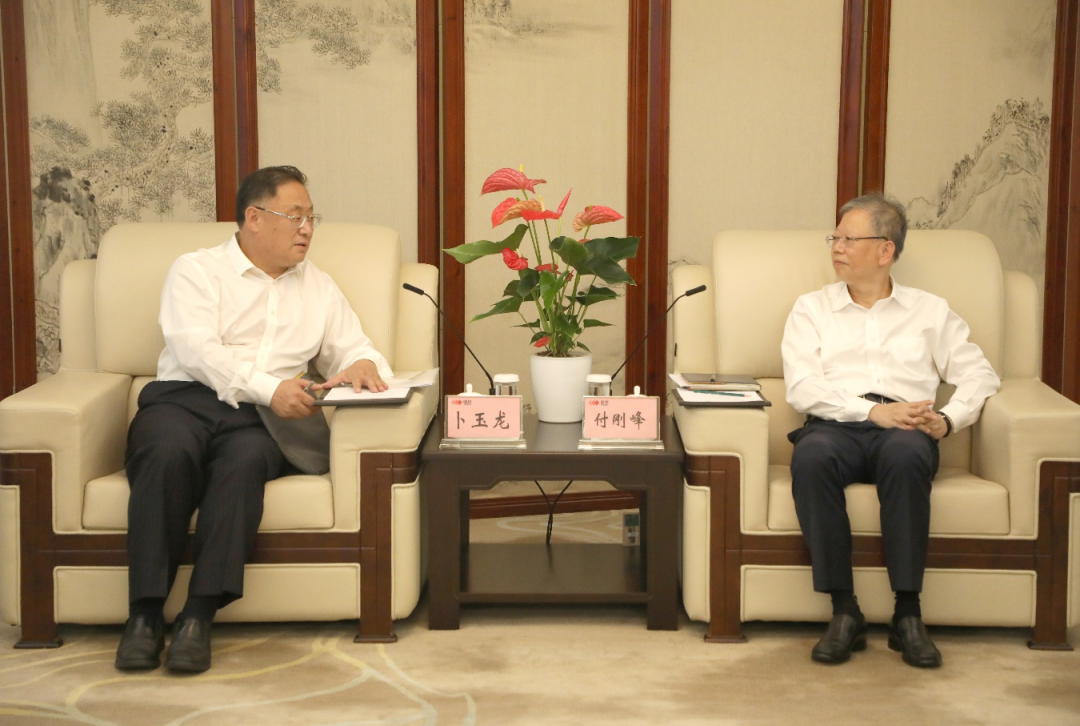 中智集團(tuán)董事長卜玉龍一行拜訪國投集團(tuán)