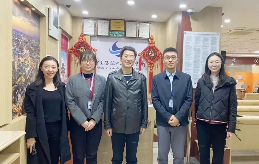 王欣參贊一行赴中智尼泊爾簽證中心慰問考察